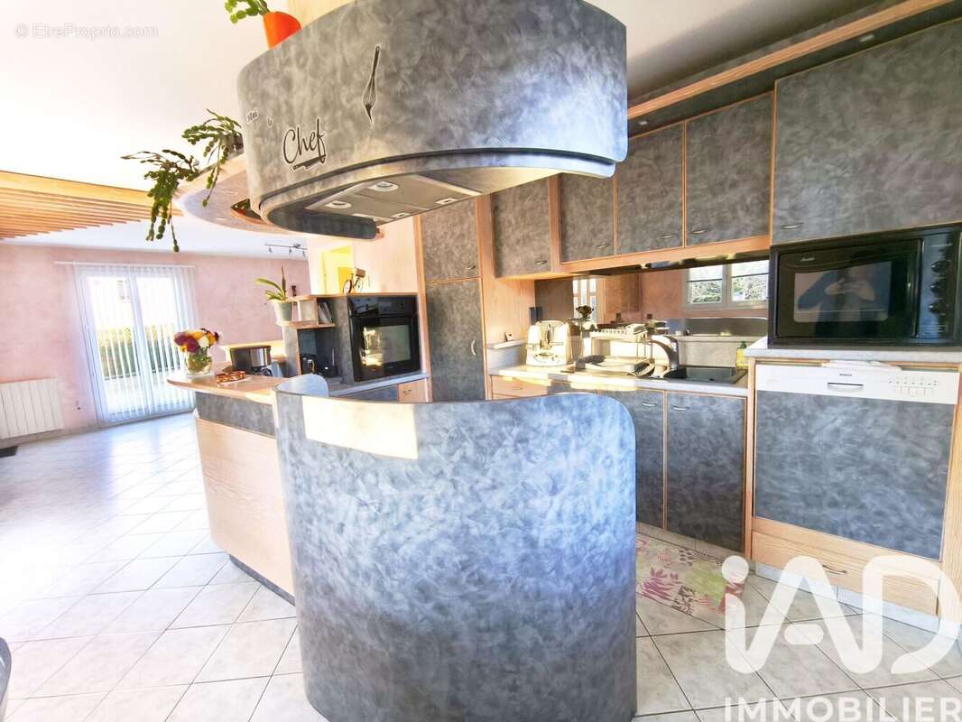 Photo 9 - Maison à LOUBEYRAT