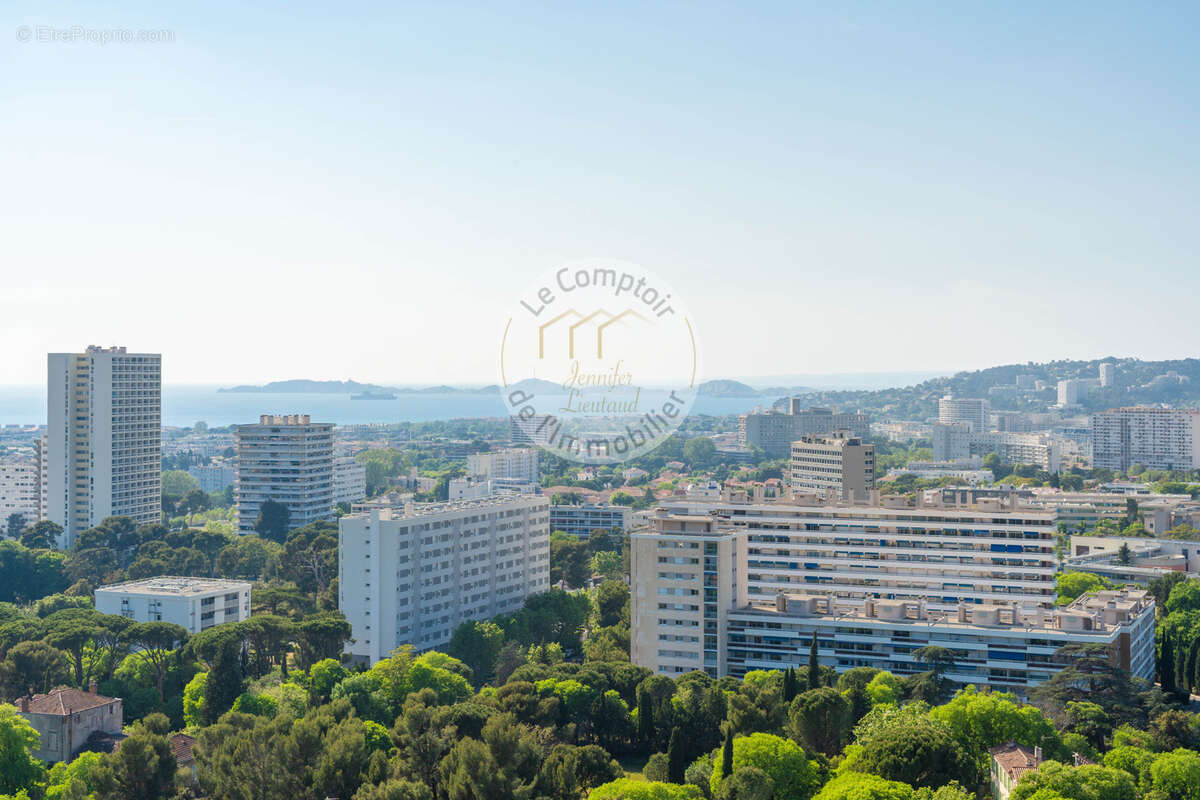 Appartement à MARSEILLE-9E