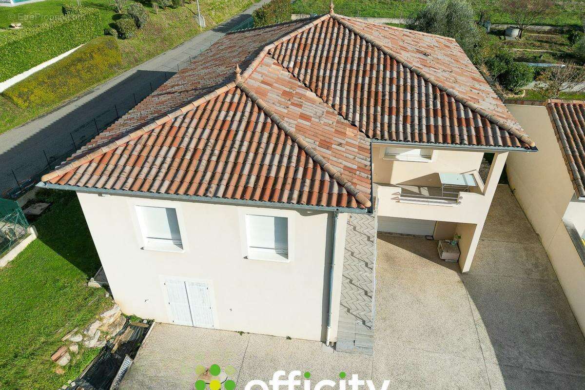 Maison à CHASSE-SUR-RHONE