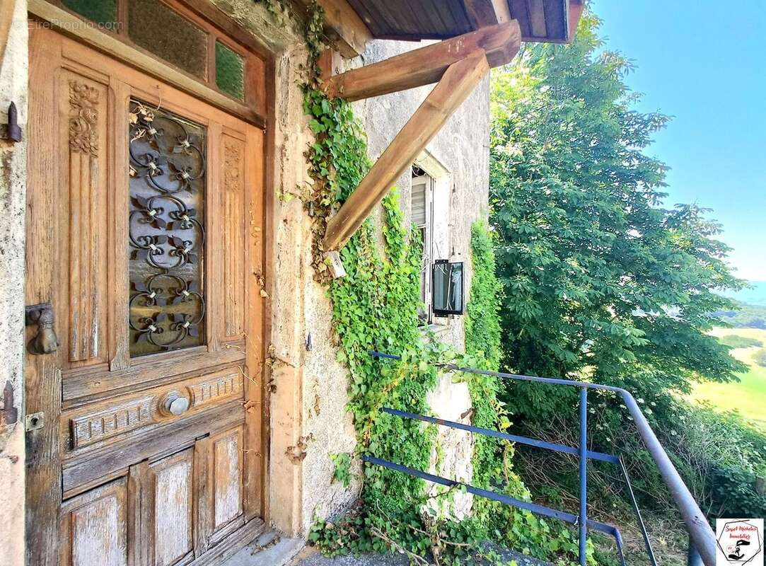 Maison à SAINT-VICTOR