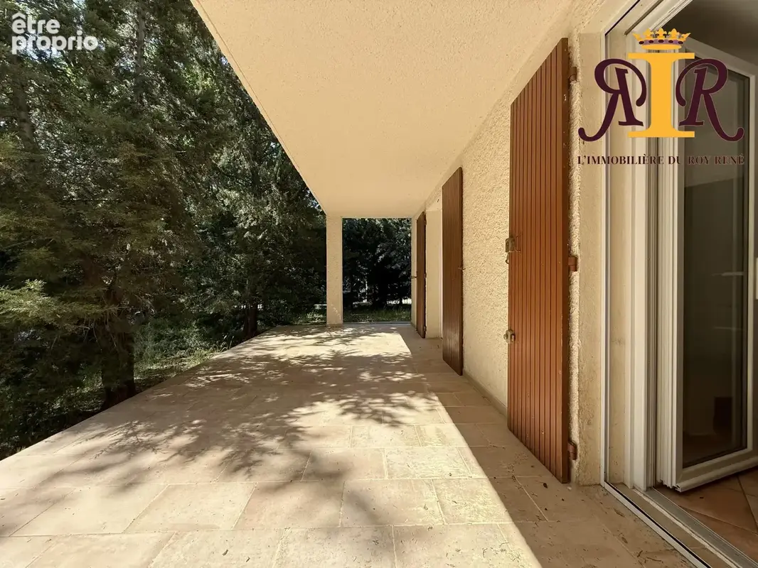 Maison 5 pièces 110 m² à vendre à Grambois (84240) - photo 4