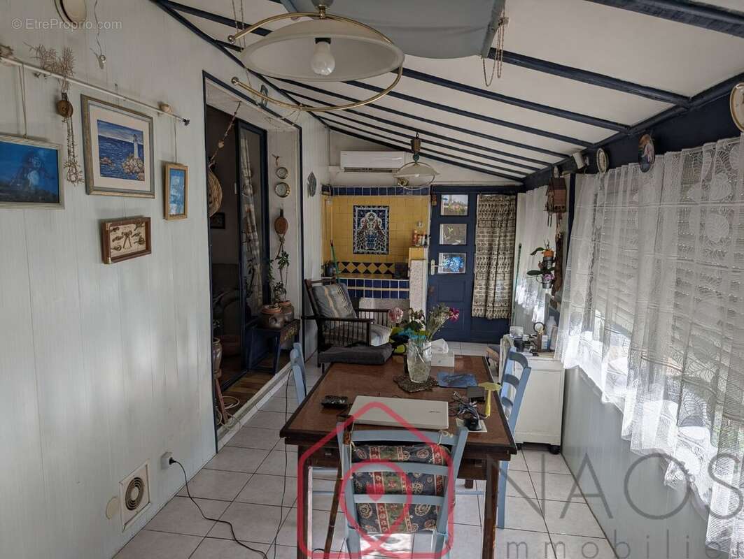 Maison à COURSAN
