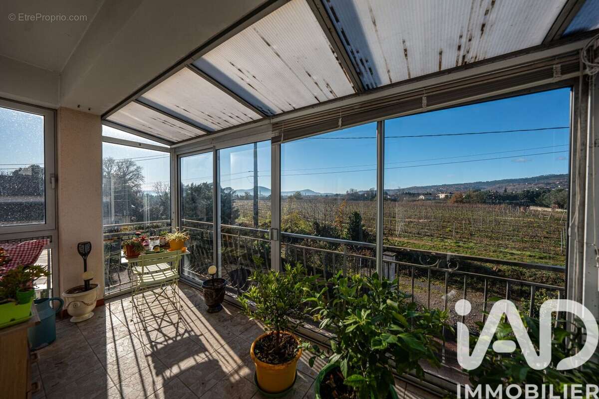 Photo 4 - Maison à SAINT-ETIENNE-DE-FONTBELLON