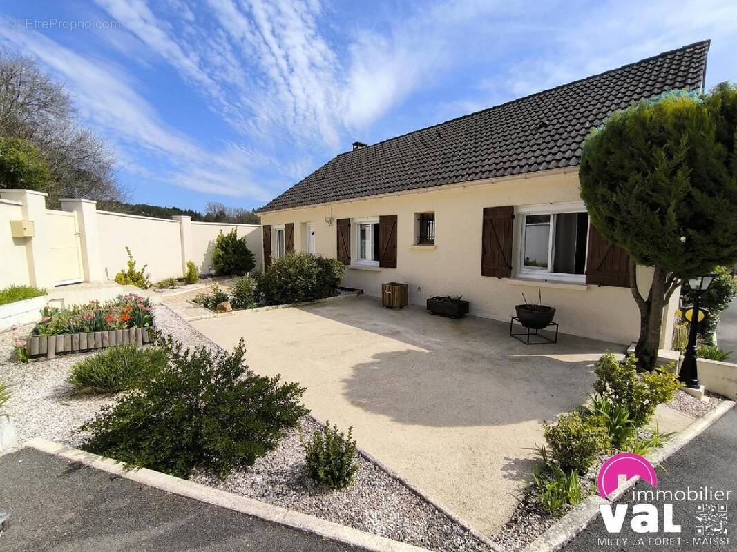 Maison à MILLY-LA-FORET