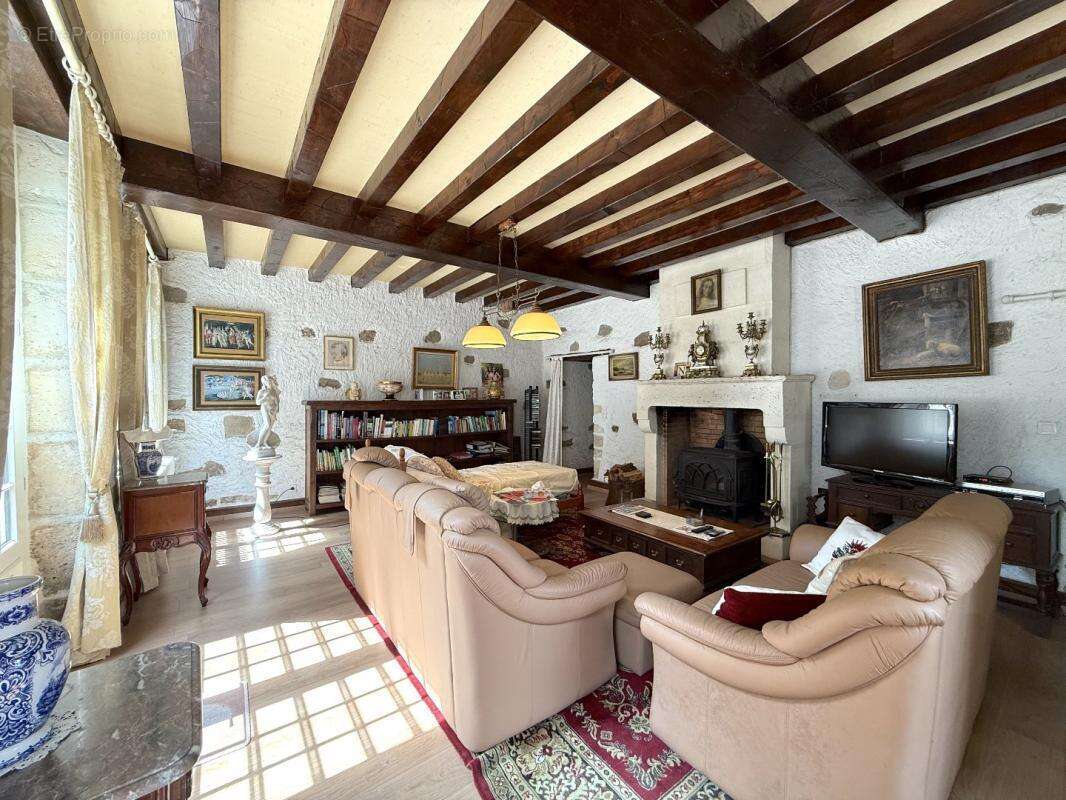 Maison à NONTRON