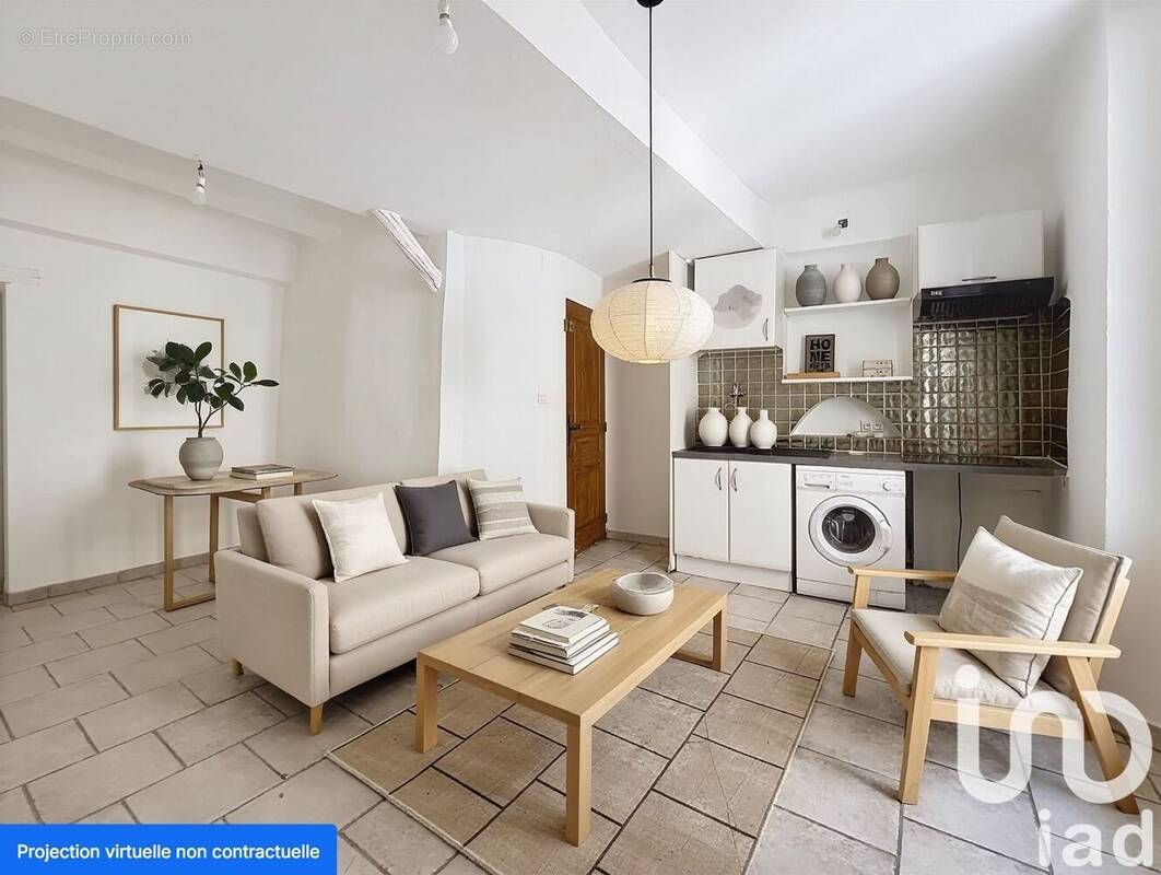 Photo 1 - Appartement à CEYRESTE