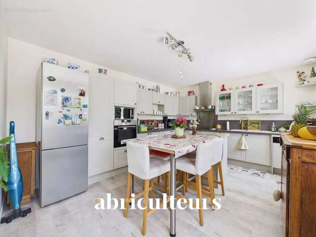 Maison à COURDIMANCHE