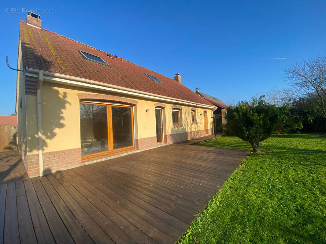 Maison à SAINT-OMER-CAPELLE