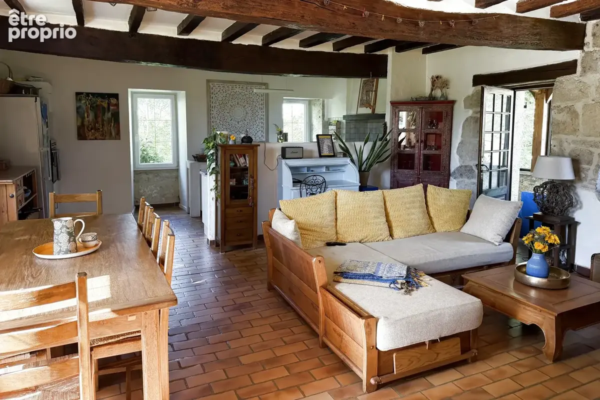 Charmante propriété avec Gîte indépendant, piscine et pigeonnier sur près de 4000m2 - photo 10