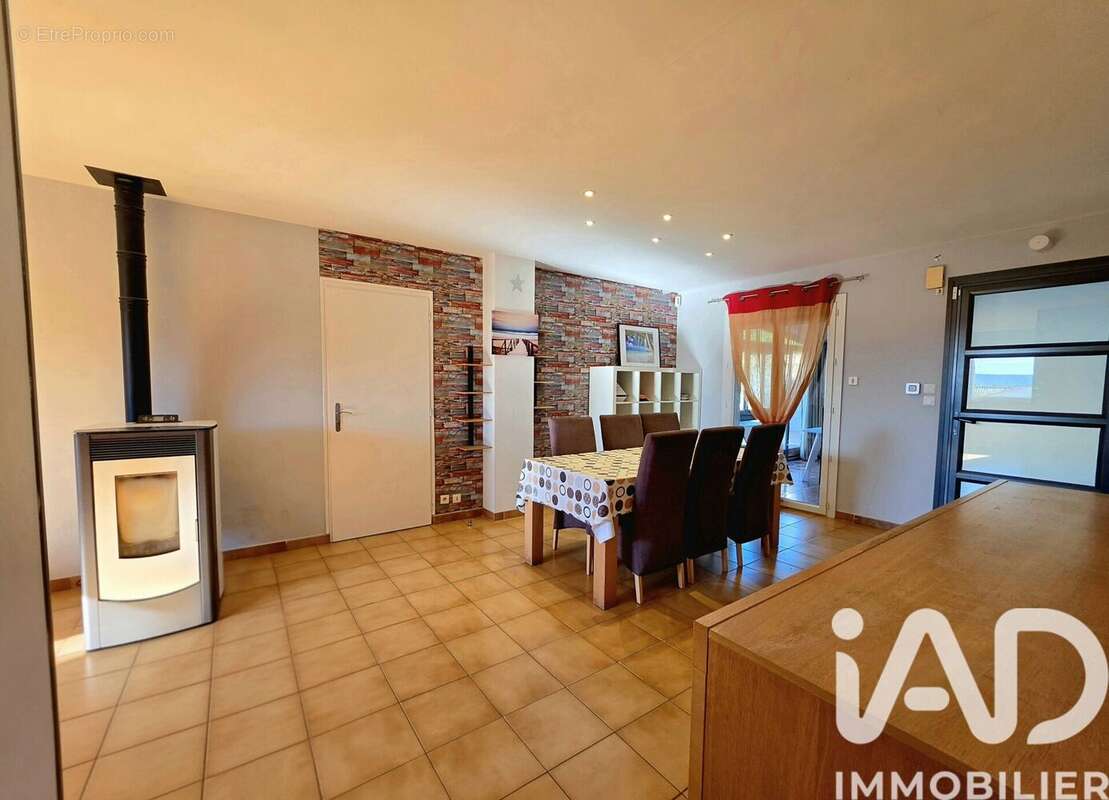 Photo 3 - Maison à COURNONSEC
