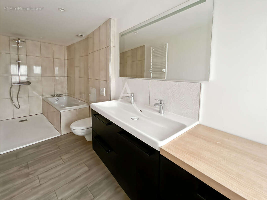 Maison à COURDIMANCHE