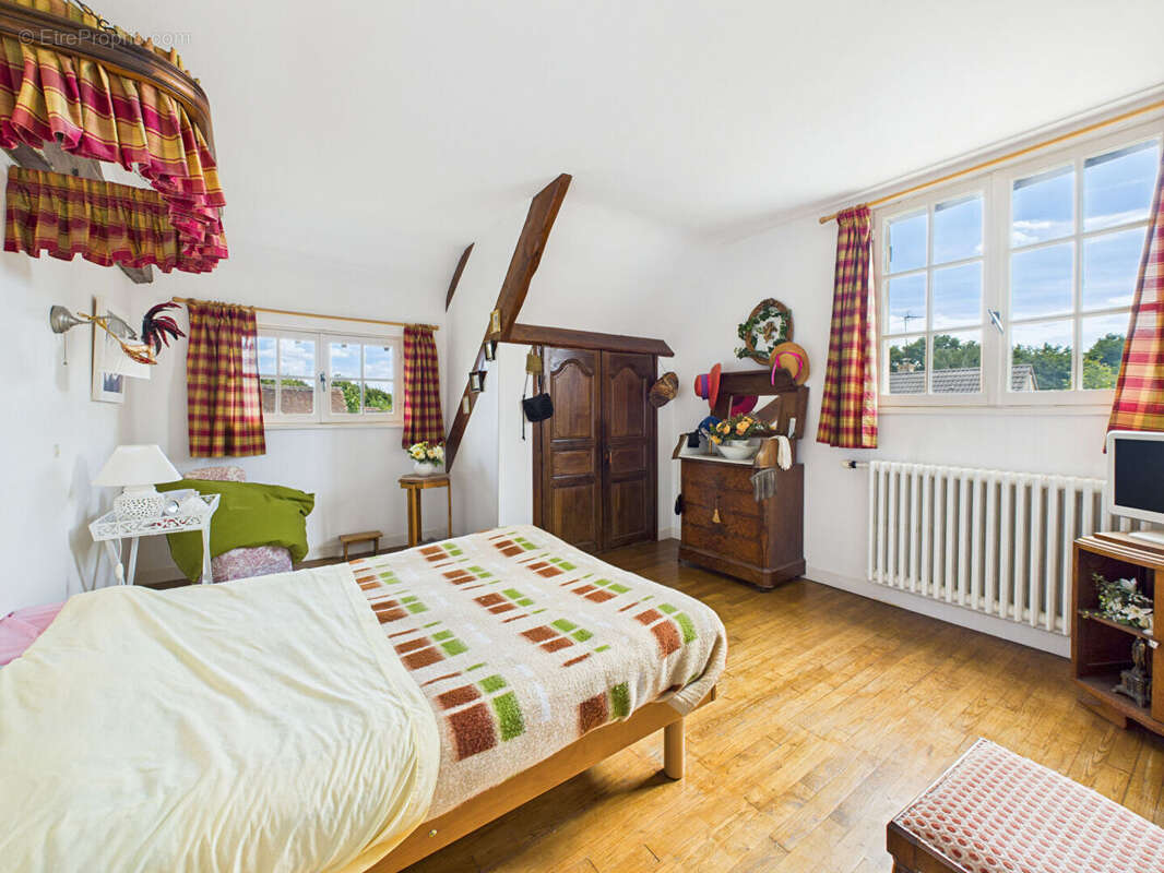 Maison à NOGENT-LE-ROI