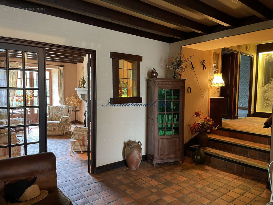 Maison à CHAMPNIERS-ET-REILHAC