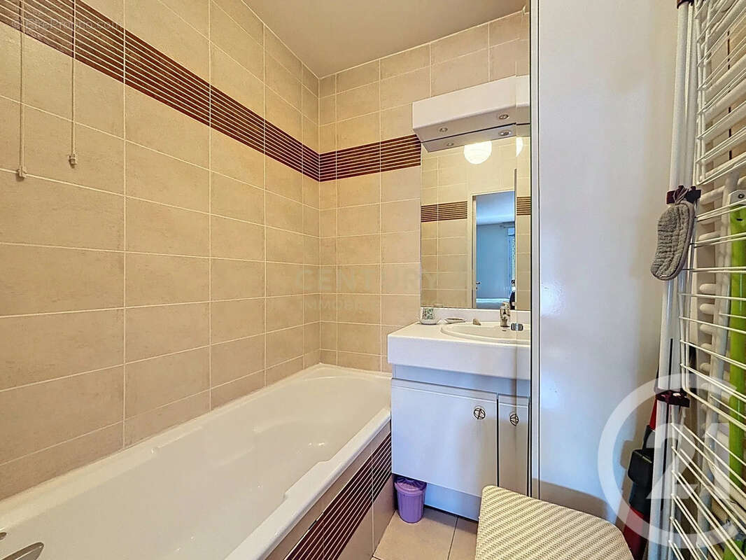 Appartement à BOURGOIN-JALLIEU