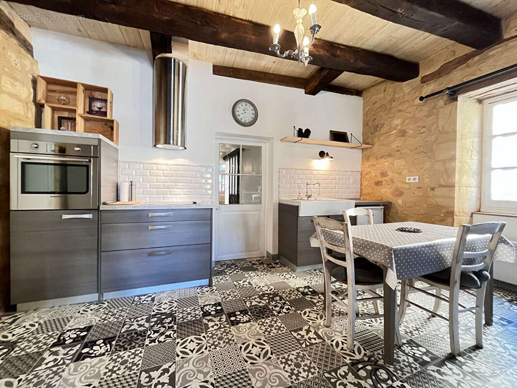 Maison à BEAUMONT-DU-PERIGORD