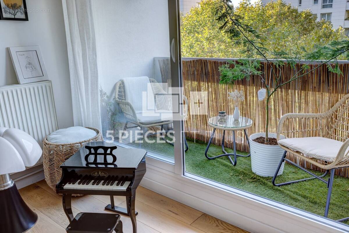 Appartement à LEVALLOIS-PERRET