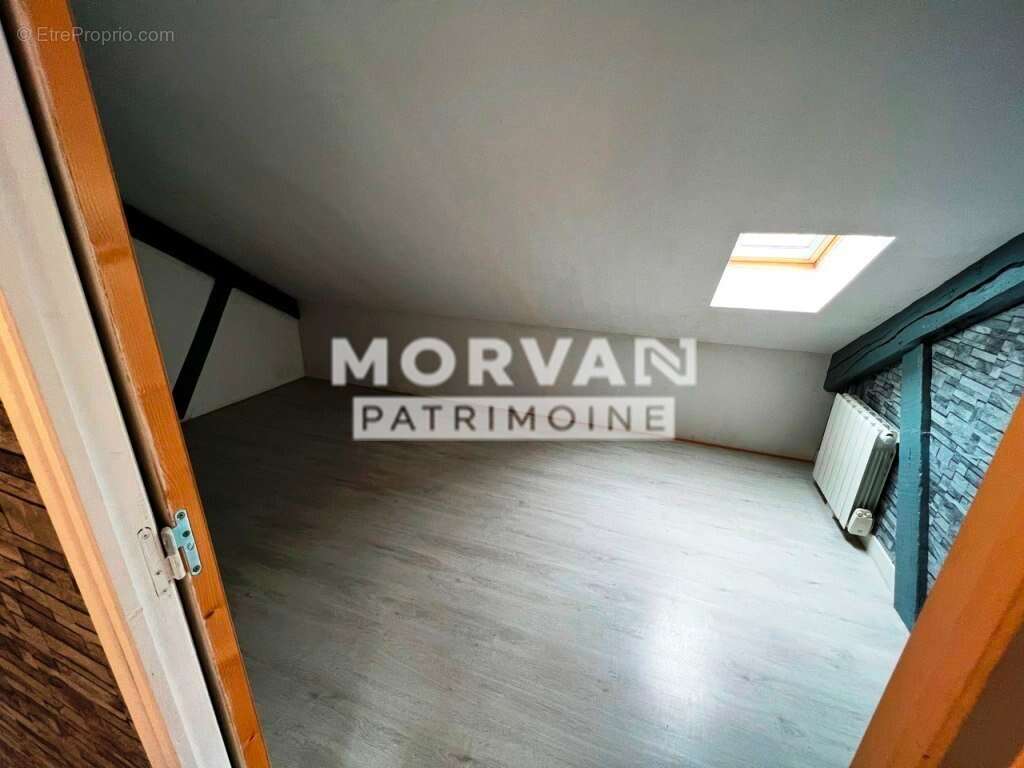 Appartement à CHATILLON-EN-BAZOIS