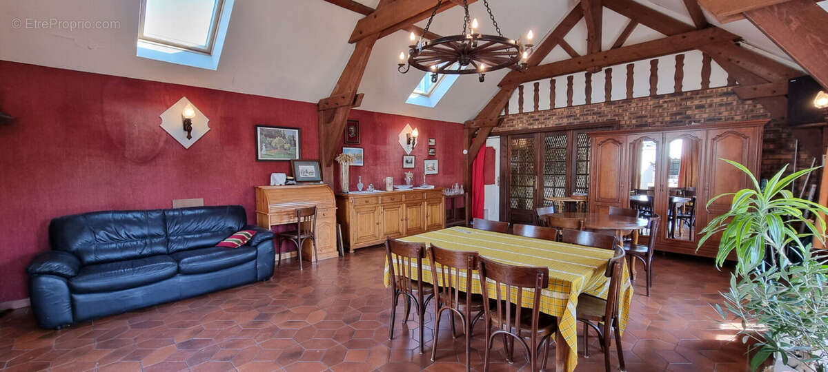 Maison à MACHEMONT
