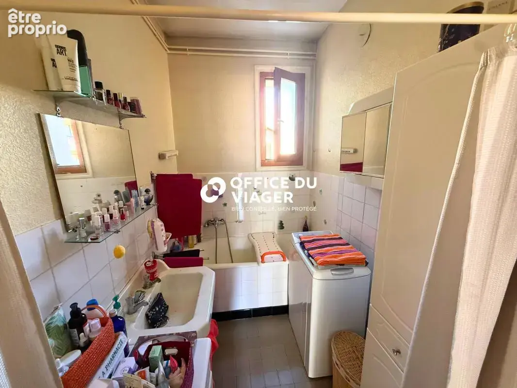 Appartement- 4 pièces - 75 m² - photo 10