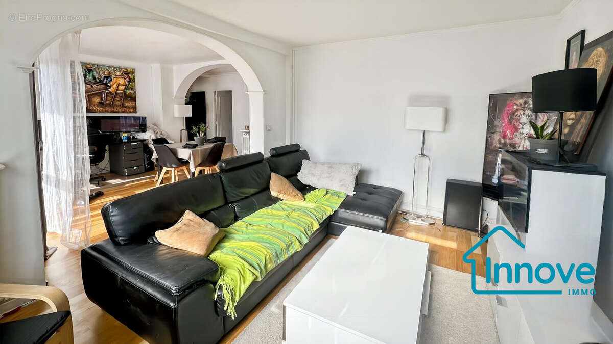 Appartement à LA CELLE-SAINT-CLOUD