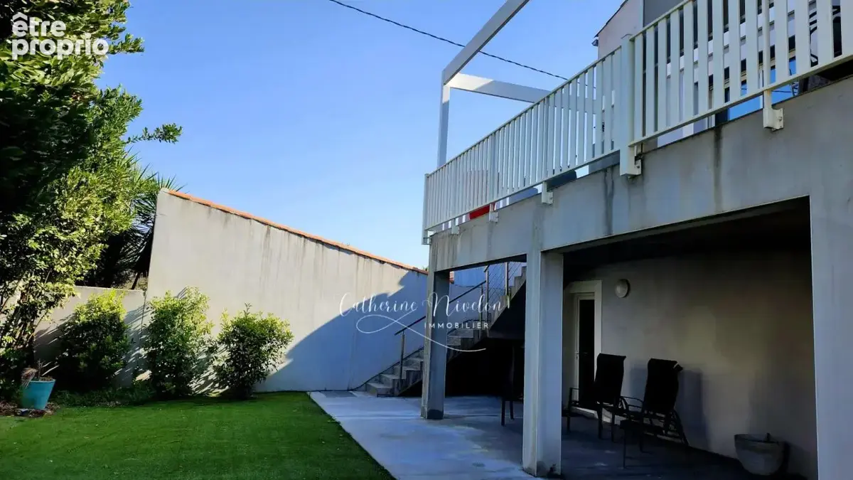 Maison Villeneuve Les Beziers 4 pièce(s) 104 m2 - photo 11