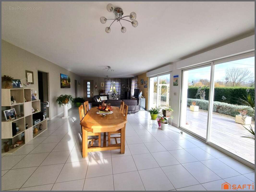 Photo 5 - Maison à MEURSAC