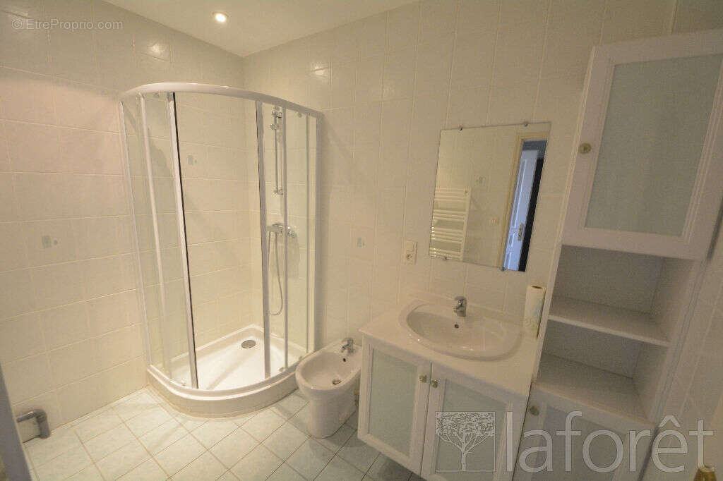 Appartement à SAINT-SULPICE