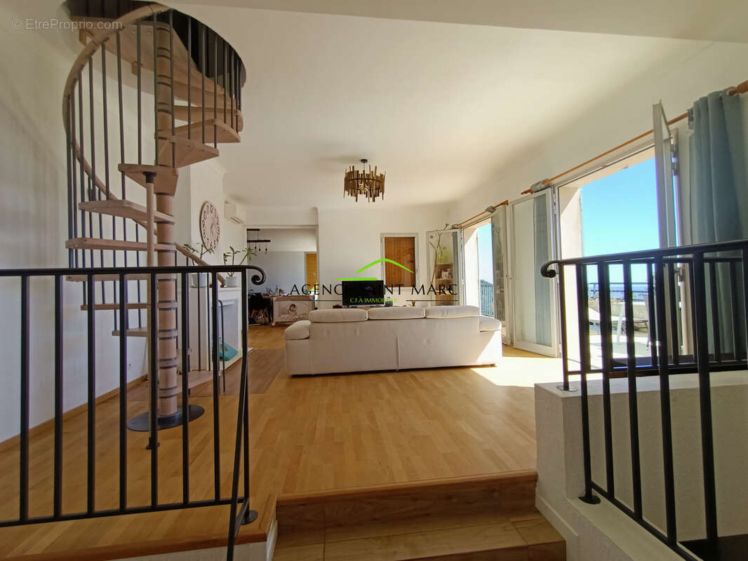 Maison à CABRIS