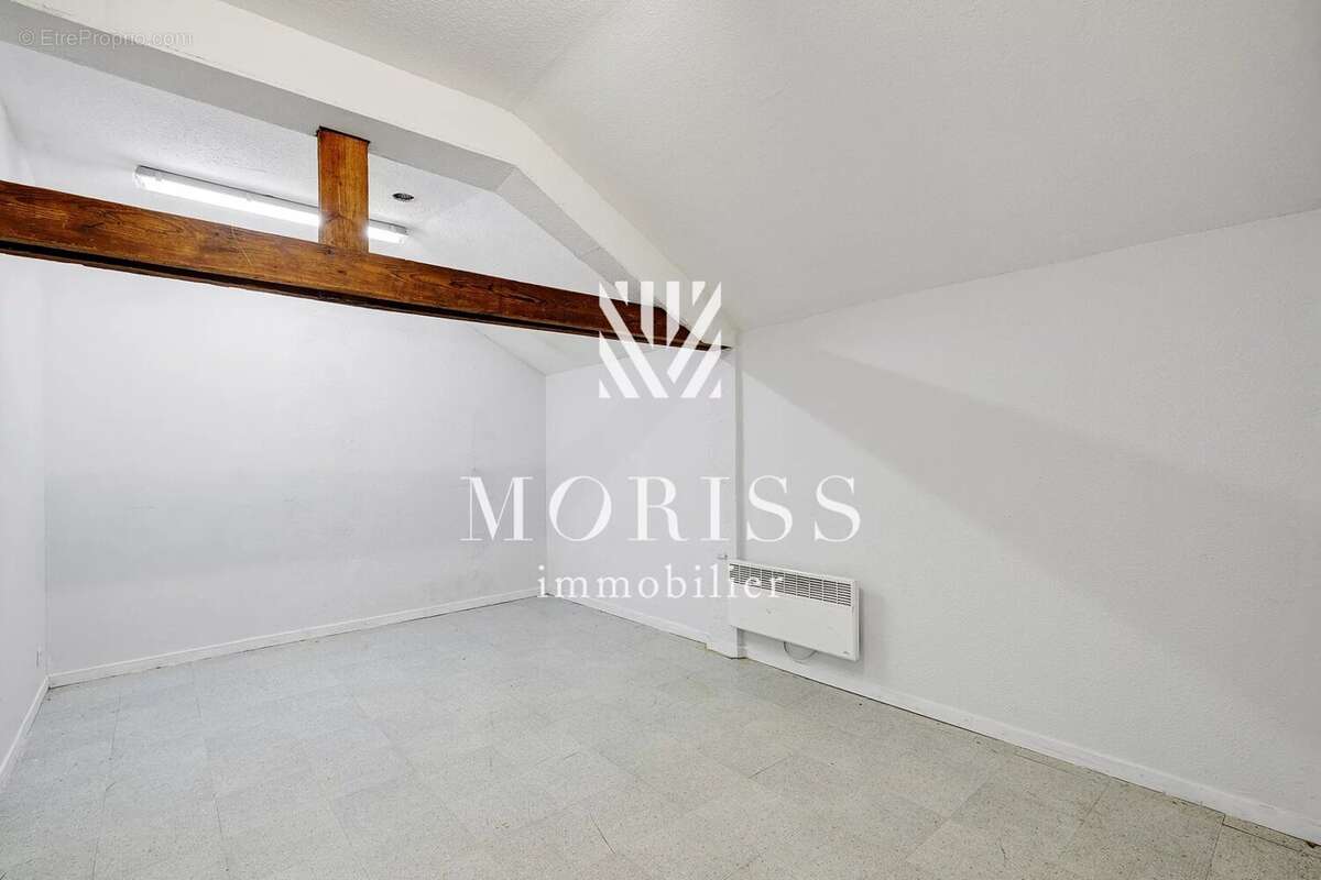 Commerce à SAINT-MAUR-DES-FOSSES