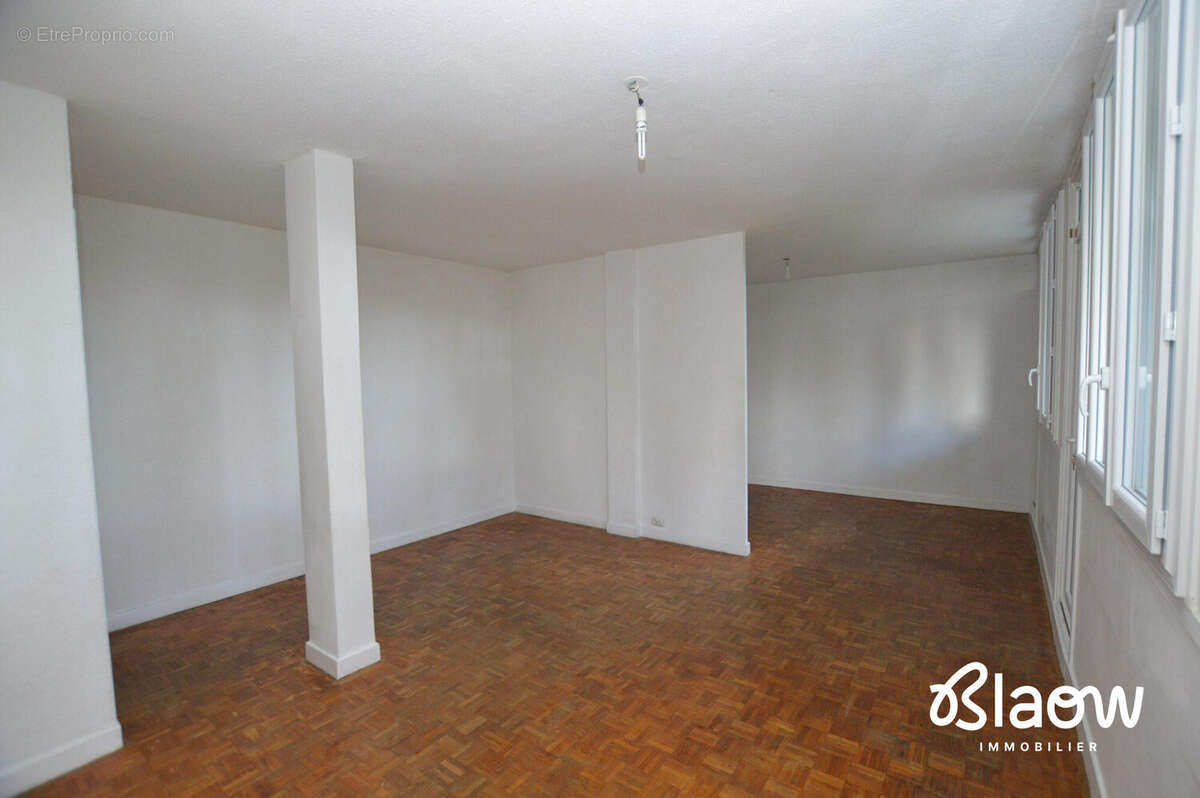 Appartement à LYON-9E