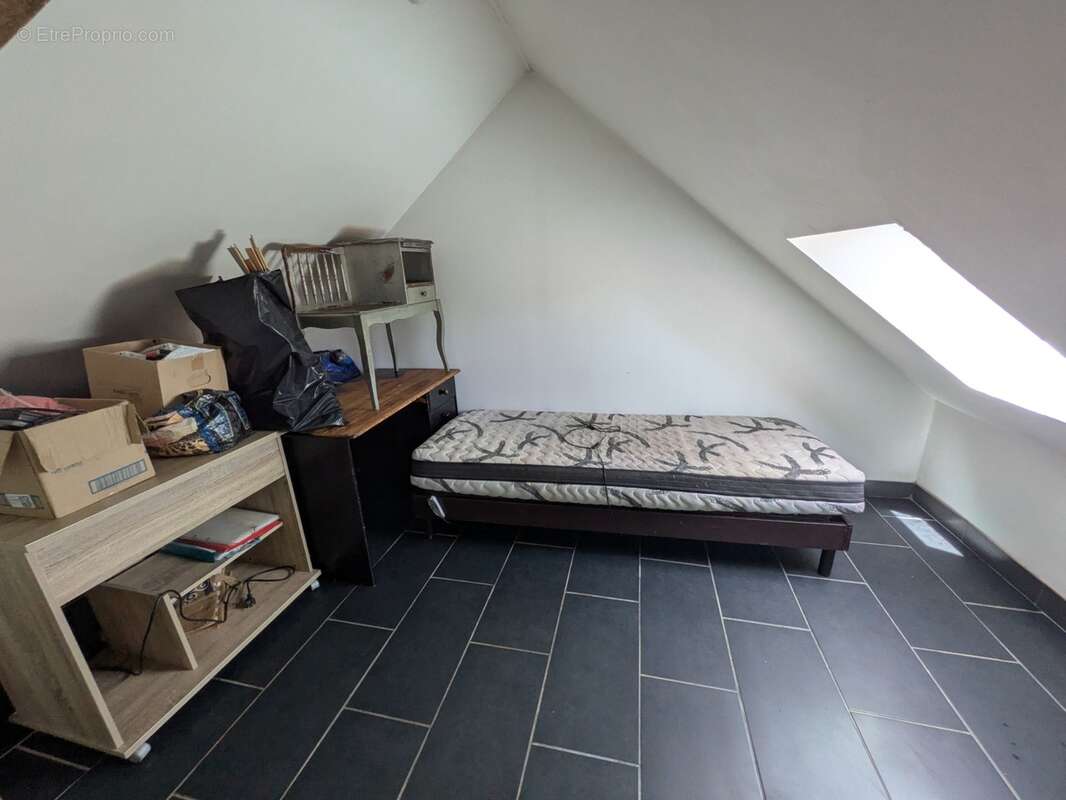 Ploerdut maison en rez de chaussée surélevé de 6 pièces de 130m² environ parcelle clôturée de 1327m² - photo 12