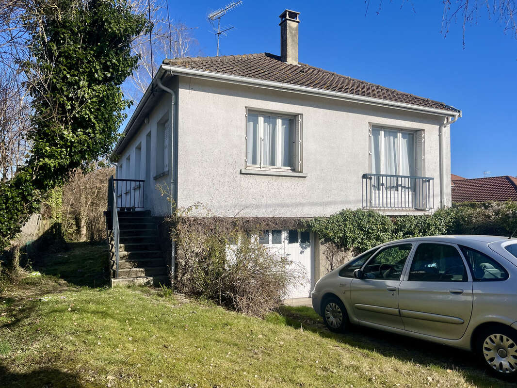 Maison à SAINT-ANDRE-LES-VERGERS