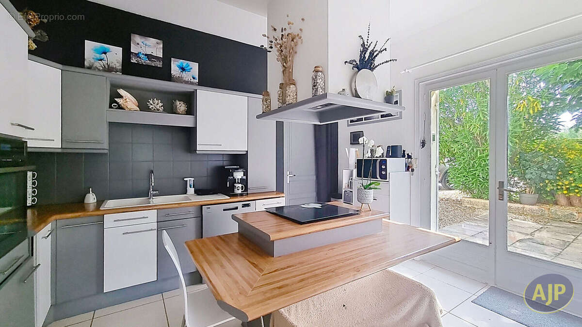 Maison à SAINT-DENIS-DE-PILE