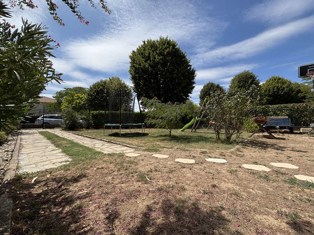 'EDITH' - Maison- 3 chambres- jardin - photo 3