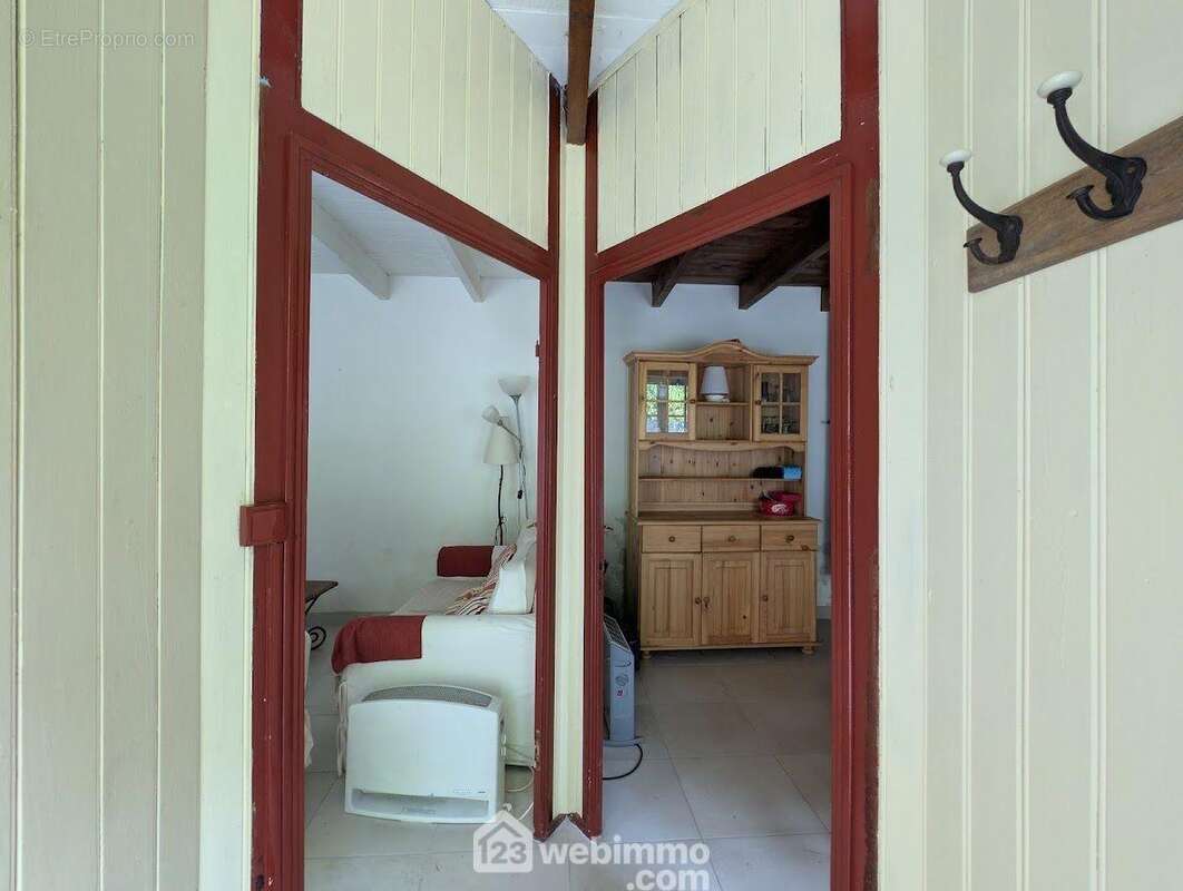 Maison 65 m² à Loguivy-Plougras  - photo 3