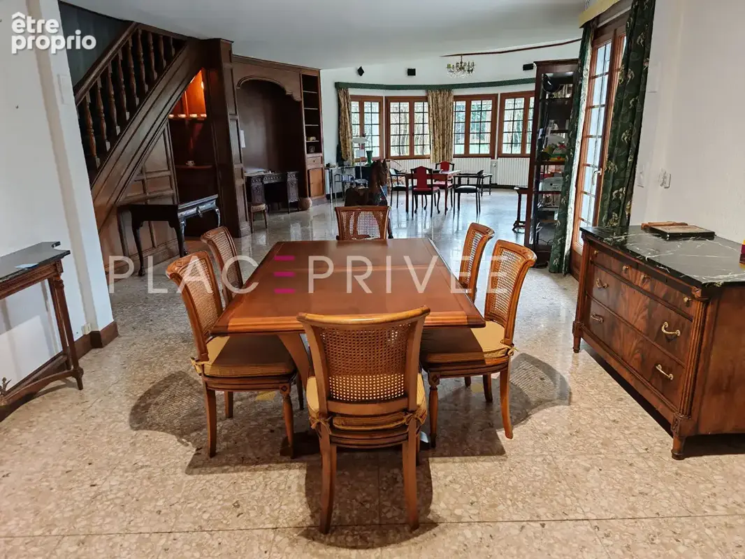 Maison 7 pièces 208 m² à vendre à Chateauvillain (52120) - photo 2