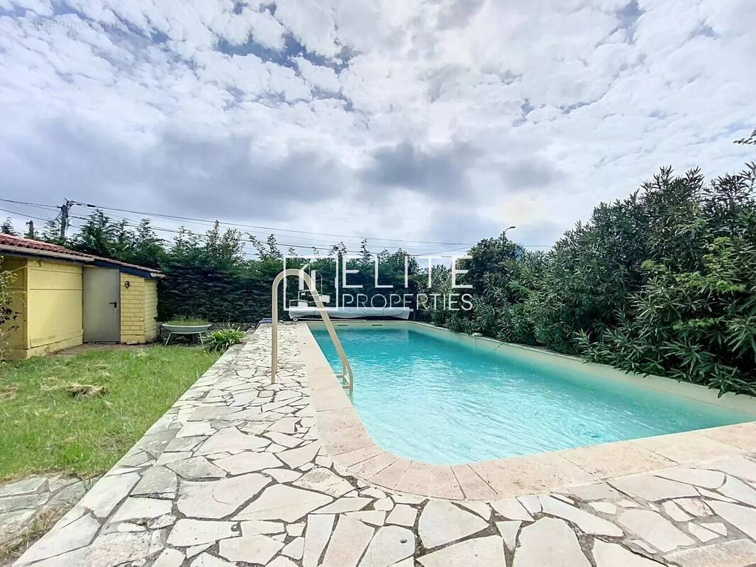 Appartement à GRASSE