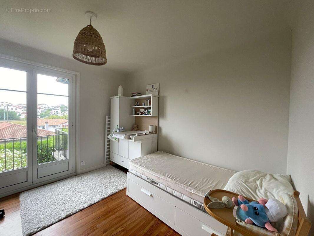 Appartement à CIBOURE