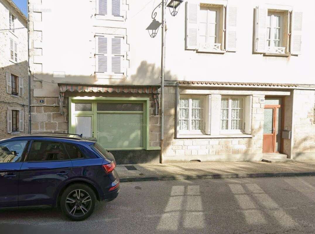 Maison à EYMOUTIERS