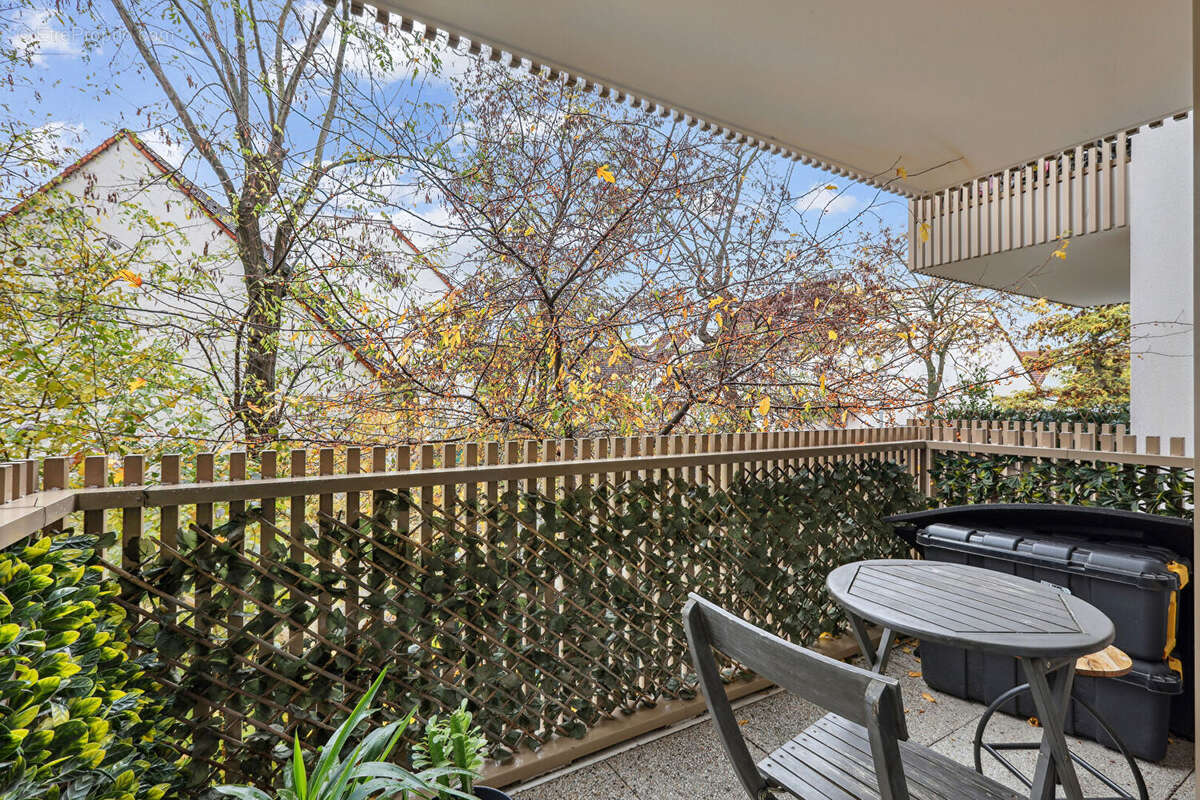 Appartement à NANTERRE