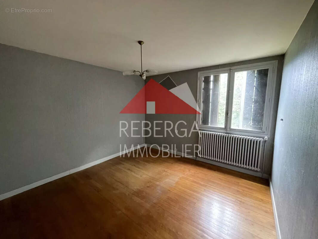 Maison à LABRUGUIERE