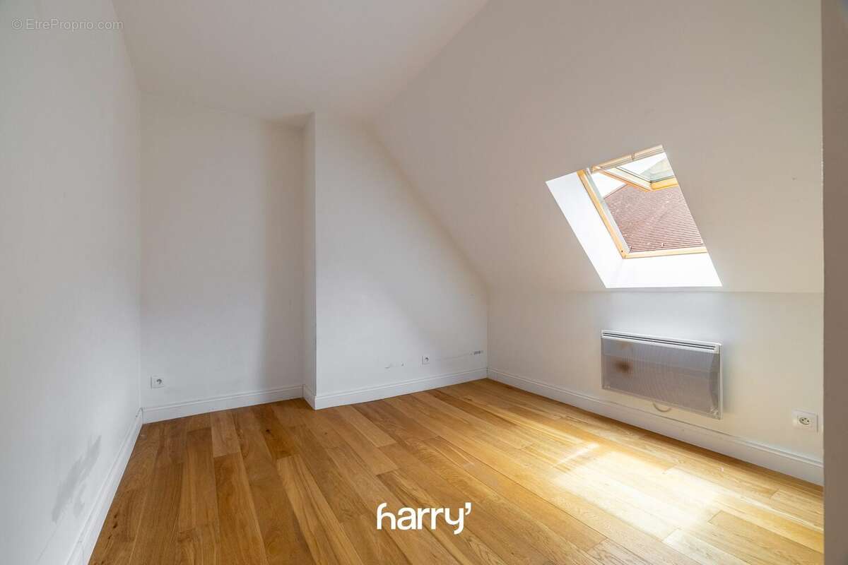 Appartement 70 m² à Besancon  - photo 8