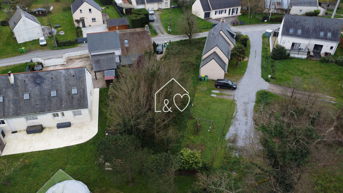 Terrain à SAINT-JOACHIM