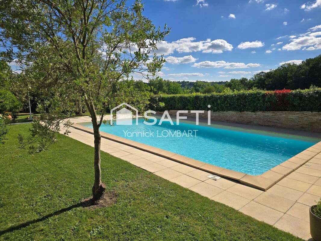 Maison 167 m² à La Sauziere-Saint-Jean  - photo 4