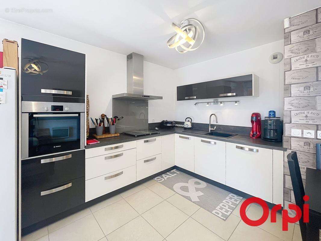 Appartement à MARSEILLE-12E