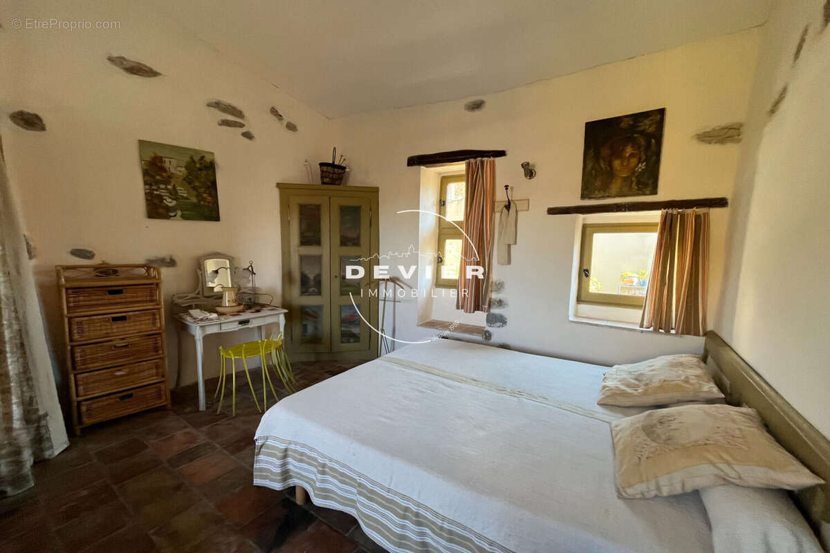 Maison à DURFORT-ET-SAINT-MARTIN-DE-SOSSENAC