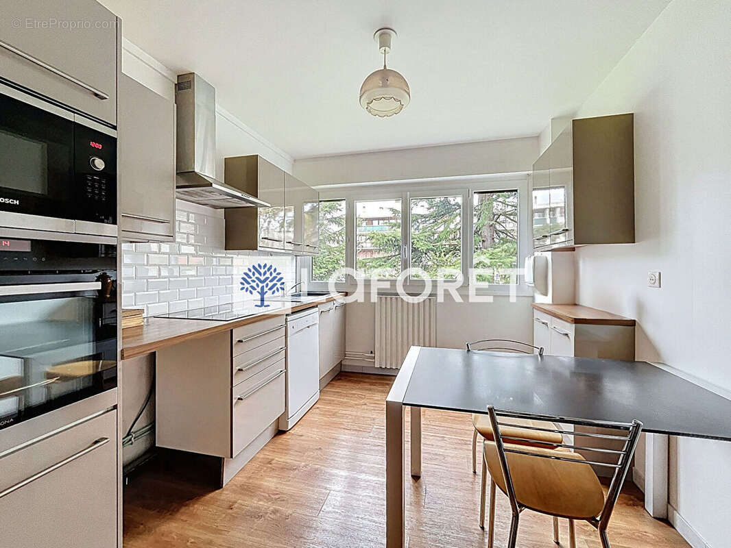 Appartement à NOISY-LE-ROI