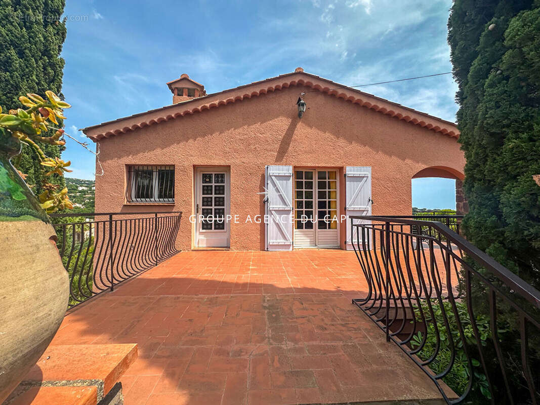 Maison à LES ISSAMBRES