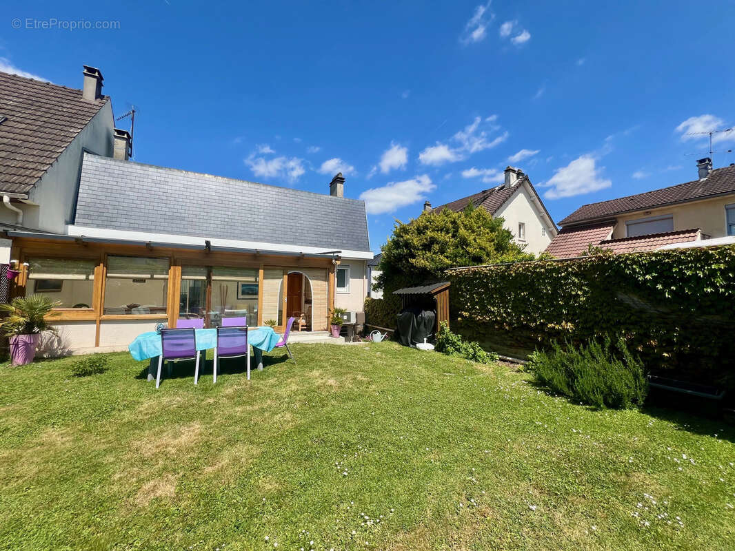 Maison à ATHIS-MONS