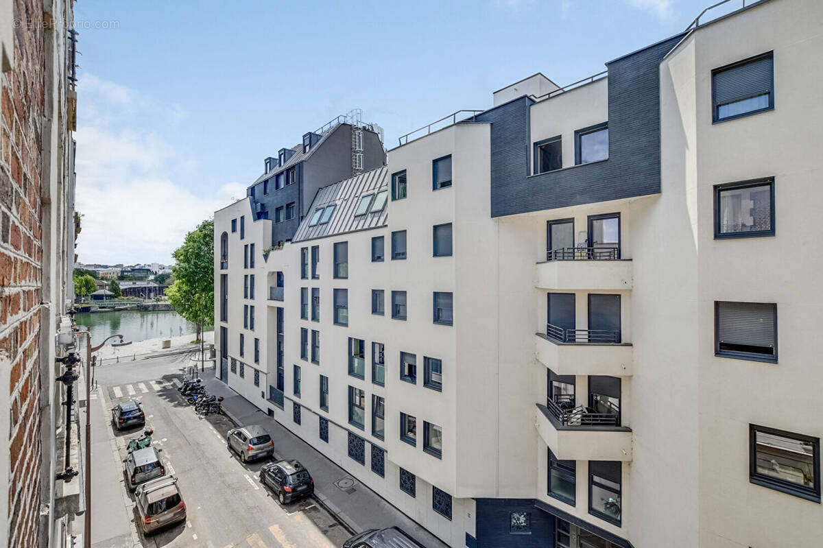 Appartement à PARIS-19E
